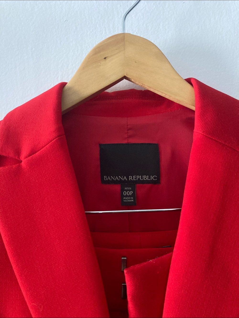 Banana Republic Bright Red Women's Blazer - Picture 2 of 8